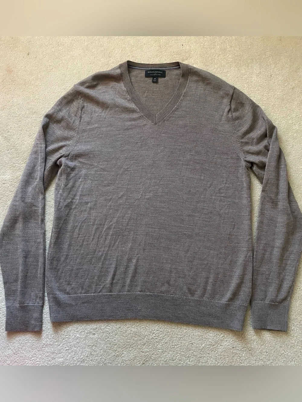 Banana Republic Mens Merino V-Neck Sweater Med Light Brown 100% Wool Lightweight